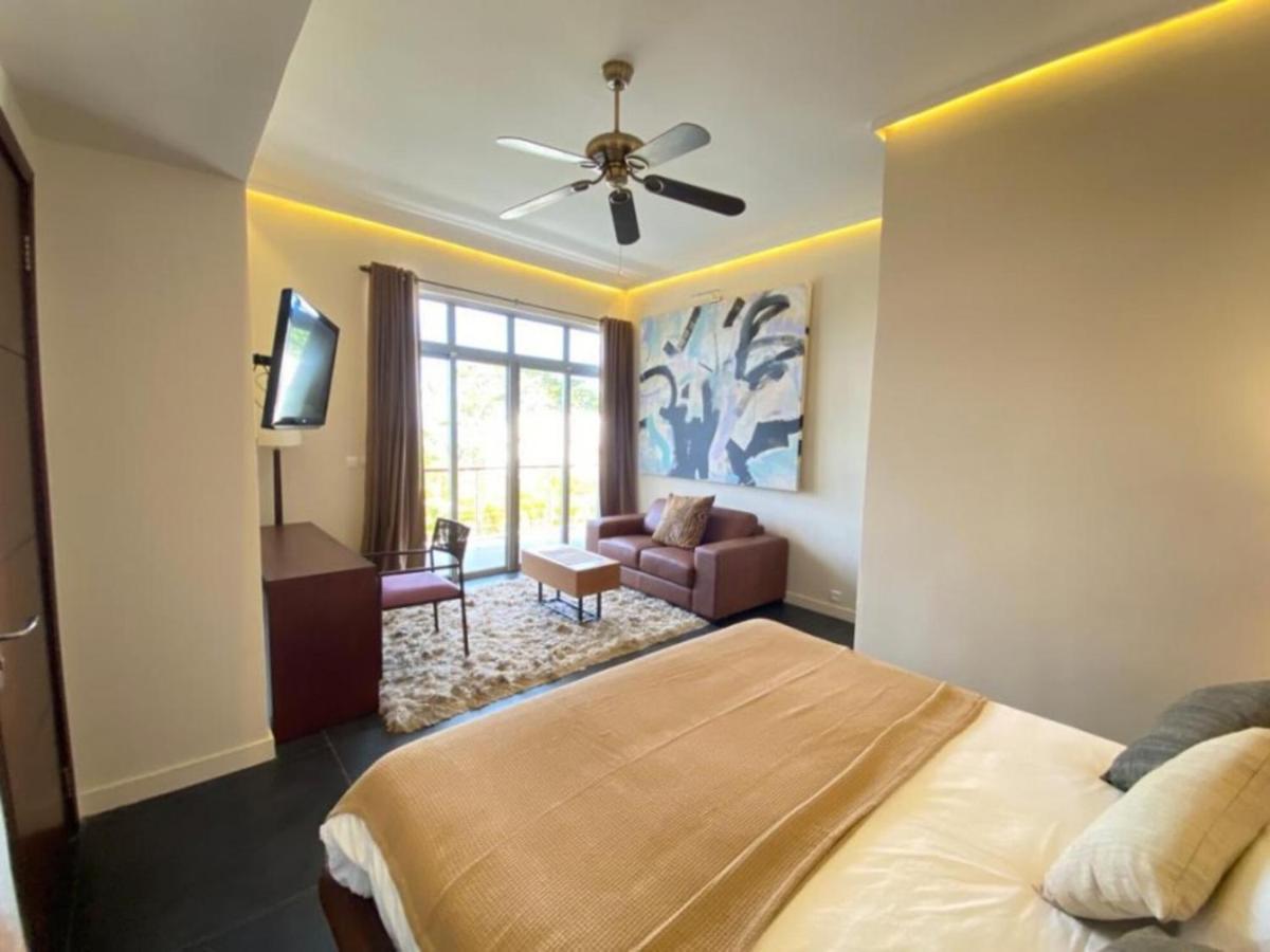 Villa Horizon By Dream Escapes, Beachfront Villa بوانت أو كانونيرس المظهر الخارجي الصورة